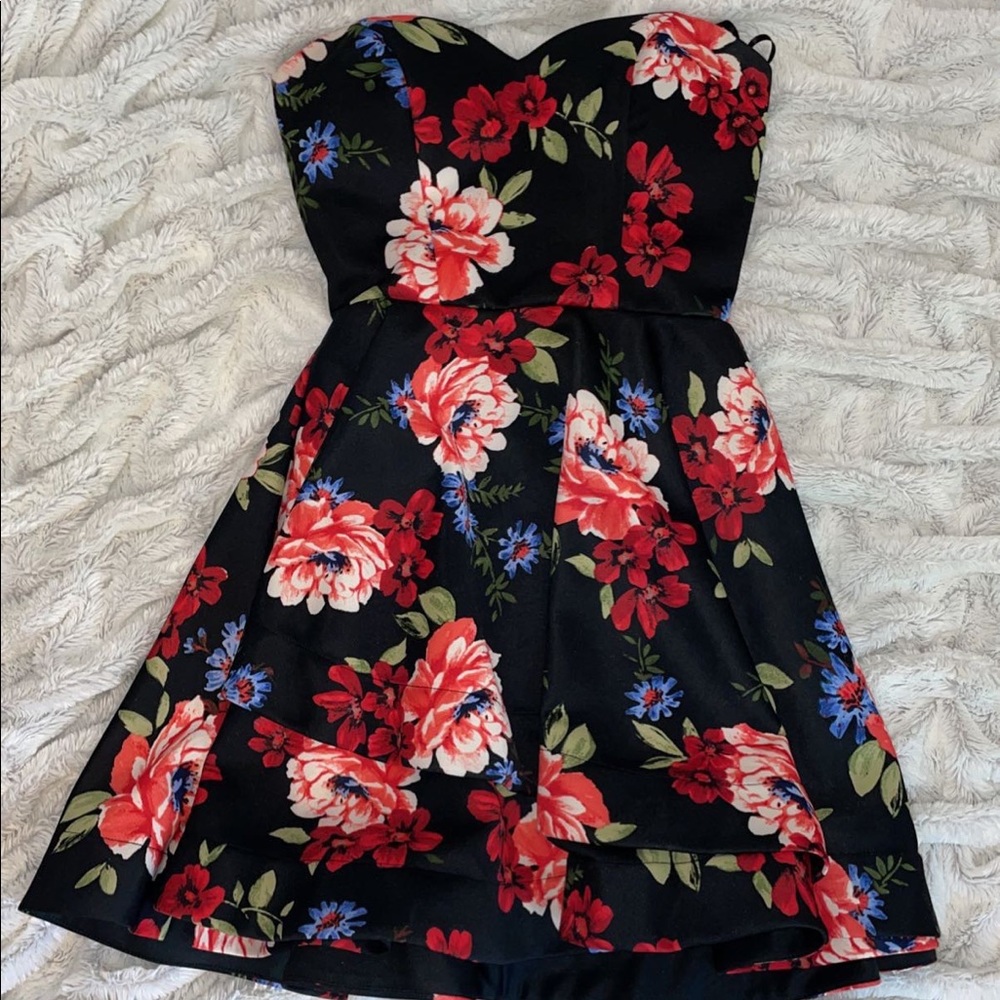 Strapless floral print dress